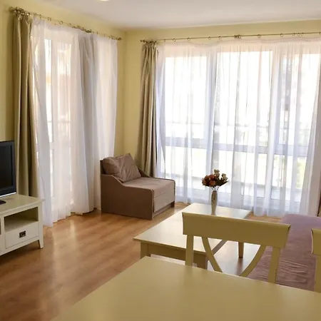 דירה Cozy Flores 2 Bedrooms *