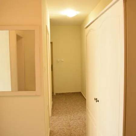 Cozy Flores 2 Bedrooms דירה סאני ביץ'